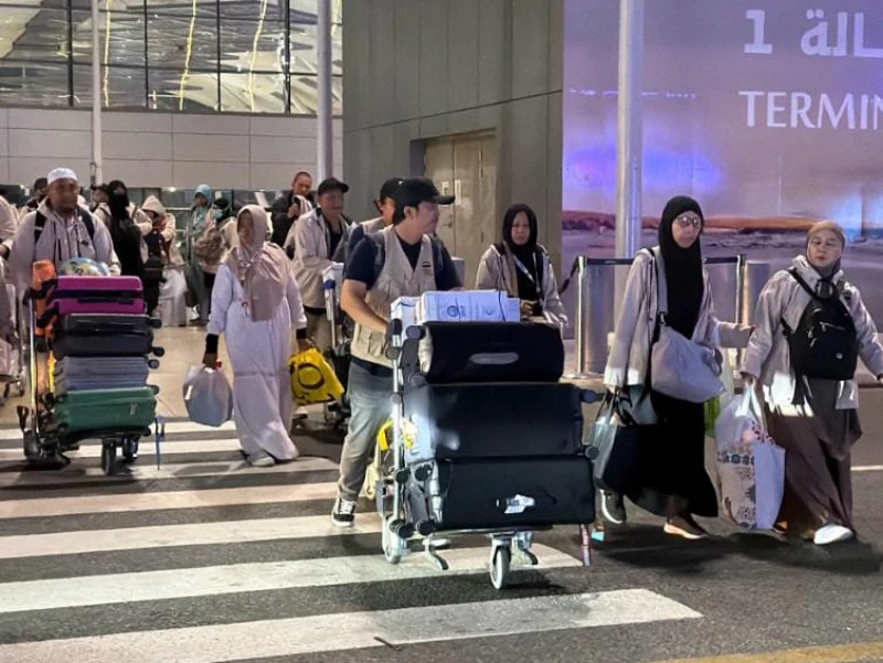 Kemenhaj: 24.022 Jemaah Umrah Sudah Kembali ke Tanah Air, 3.441 Masih dalam Proses Pemulangan