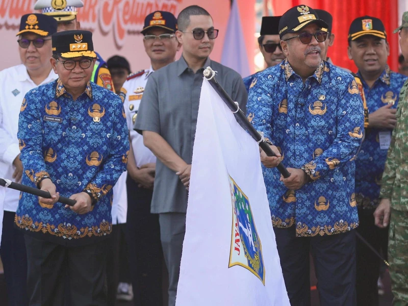 Gubernur DKI Pramono Anung Berangkatkan 34.000 Peserta Mudik Gratis ke Pulau Jawa hingga Sumatera