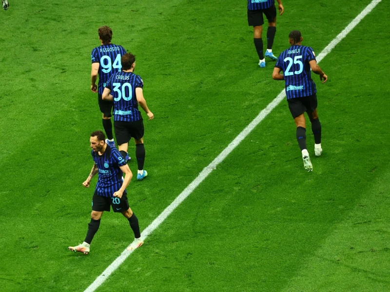 Comeback Spektakuler! Inter Milan Melaju ke Final Coppa Italia usai Libas Como 3-2