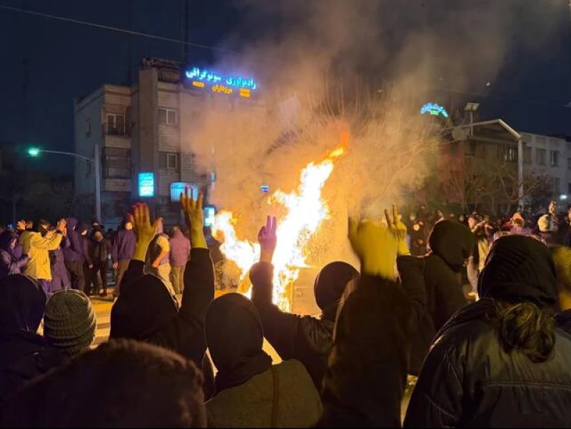 Ribuan Nyawa Melayang, Trump Serukan Rakyat Iran untuk Terus Lanjutkan Demonstrasi