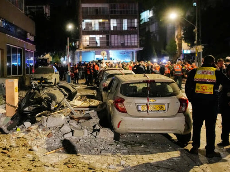 Iran Balas Serangan Israel dengan Hujan Rudal dan Drone usai 2 Pejabat Tingginya Tewas