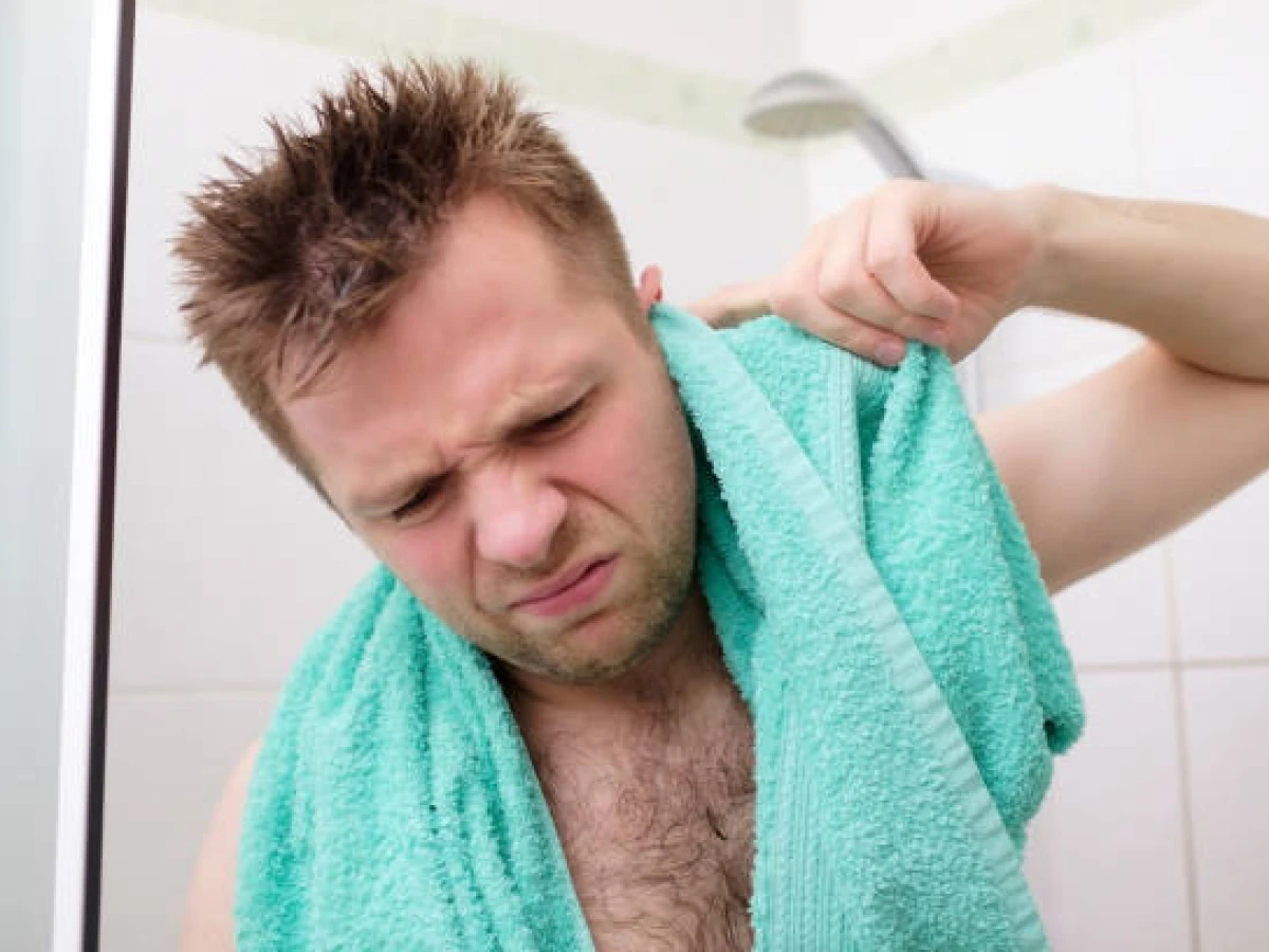 Telinga Sering Kemasukan Air saat Mandi? Begini Cara Mengatasinya!