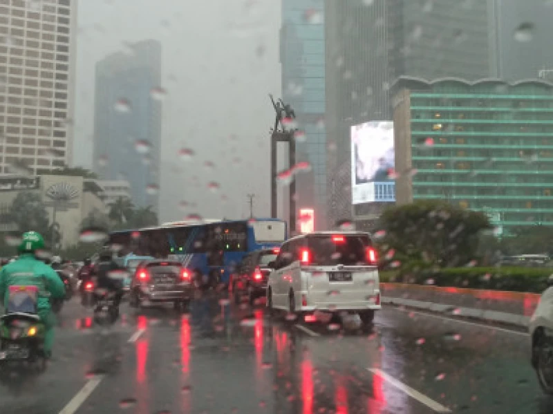 Libur Idulfitri, Sejumlah Wilayah DKI Jakarta Terancam Diguyur Hujan