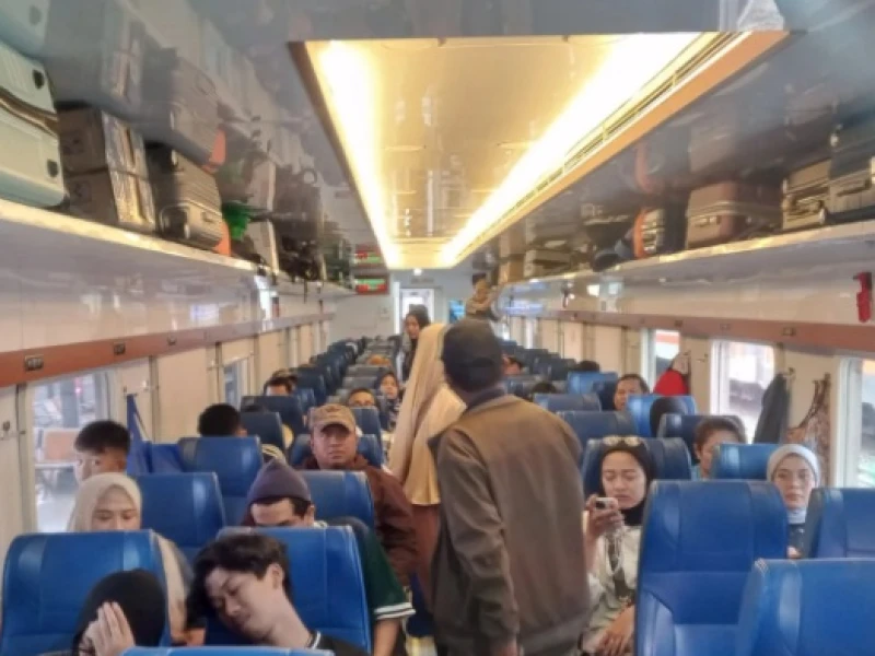 KAI: Hampir 800 Ribu Tiket Kereta Api Reguler Sudah Diserbu Pemudik Angkutan Lebaran 2026
