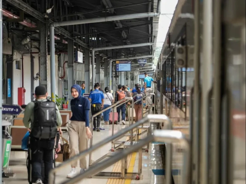 Tiket Kereta Lebaran dari Jakarta Masih Tersedia 476 Ribu Kursi, Tanggal Favorit Hampir Penuh