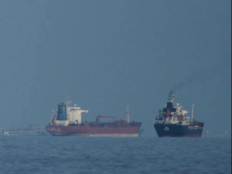Ancaman Blokade Trump Bikin Kapal Tanker Ogah Lewat Selat Hormuz