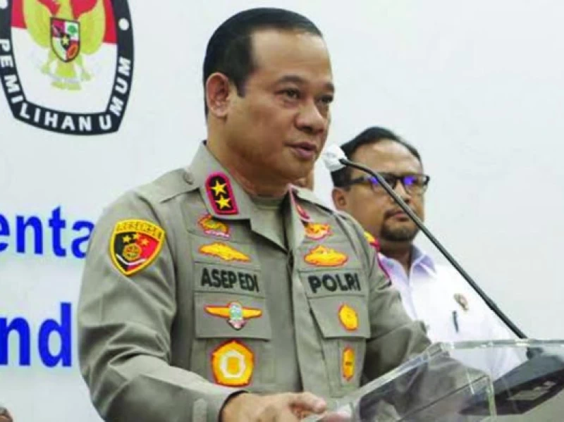 Polda Metro Jaya Kini Dipimpin Komjen, Asep Edi Suheri Naik Pangkat Jadi Bintang 3