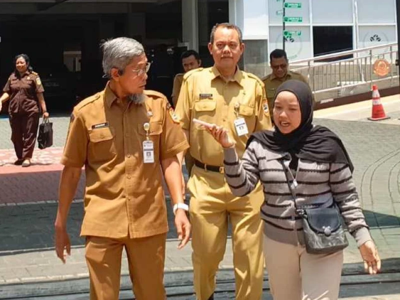 Pengadaan IFP Digitalisasi Pembelajaran Sekolah: Kejaksaan Periksa Sekda Provinsi Jateng