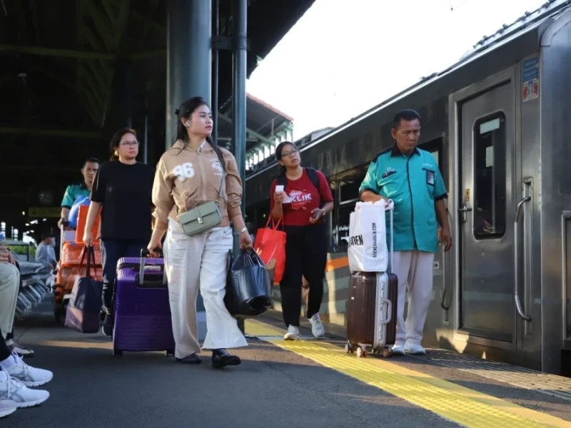 Kereta Api Mulai Diburu untuk Libur Nataru, 29.852 Tiket dari Daop 2 Bandung Sudah Terjual