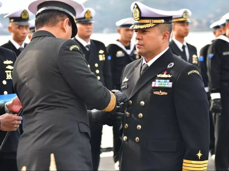 Profil Kolonel Laut (P) Kurniawan, Alumni SMA Tarnus 98 yang Nakhodai KRI Prabu Siliwangi-321