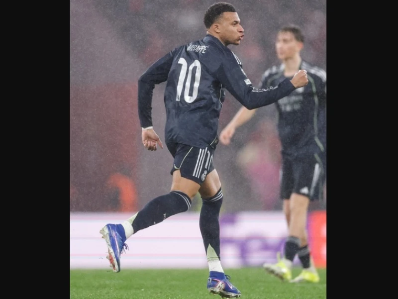 Real Madrid Tumbang 2-4 dari Benfica dan Terpaksa Lewati Babak Playoff Liga Champions