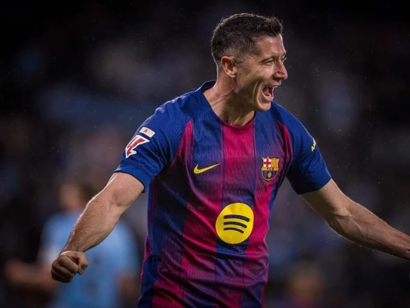 Barcelona Siap Ikat Lewandowski Lagi, Kontrak Baru Mengintai dengan Skema Gaji Turun