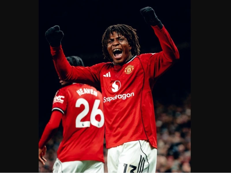 MU Tekuk Newcastle 1-0 di Boxing Day Berkat Gol Patrick Dorgu, Melesat ke Zona Eropa