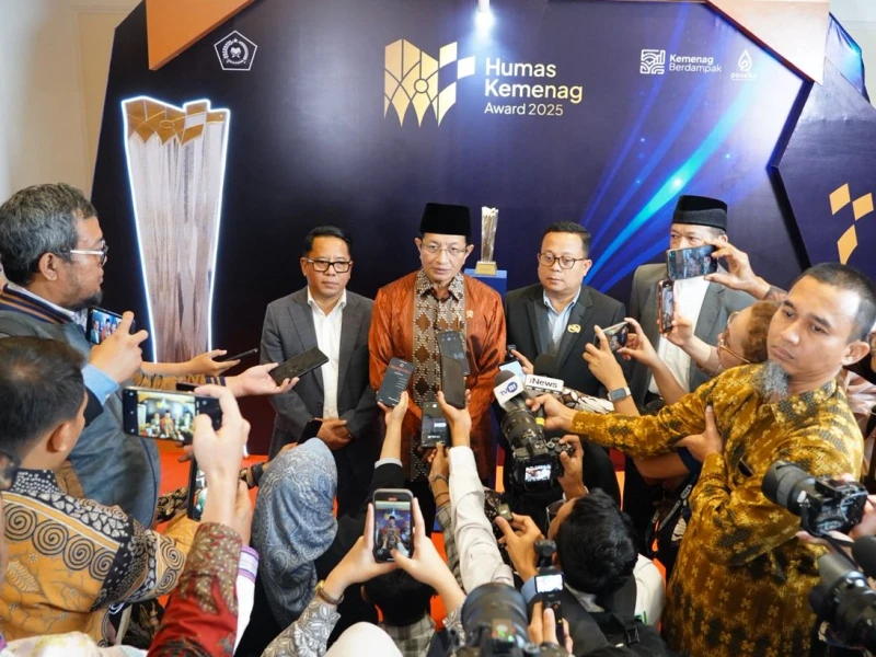 Bantuan Rp155,5 Miliar Diserahkan Menag untuk Masyarakat Terdampak Bencana di Aceh, Sumut dan Sumbar