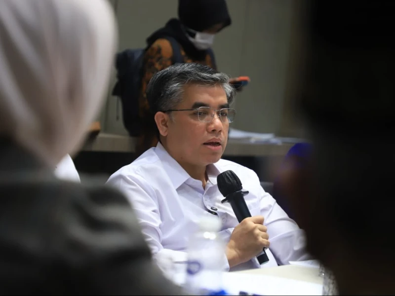 KHL Jadi Pertimbangan Utama, Menaker Ungkap Bocoran Besaran UMP 2026