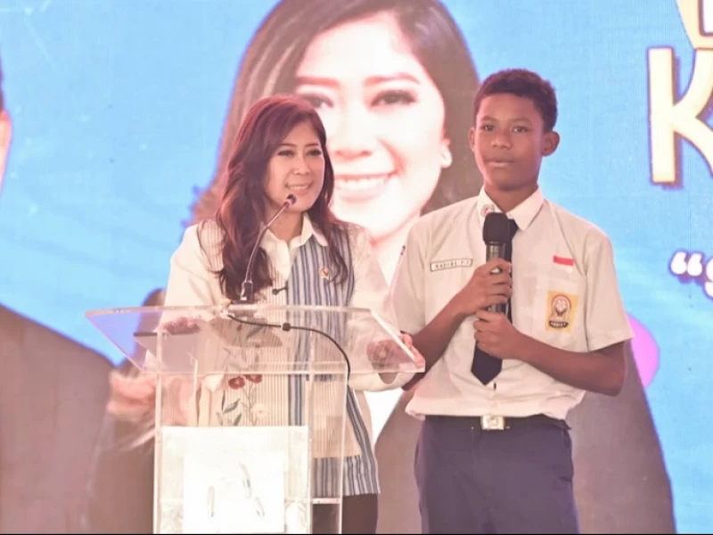 Durasi Anak Bermedsos Masih Tinggi, Menkomdigi Tegaskan Pengendalian Ruang Digital