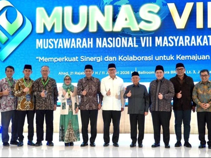 Rosan Roeslani Terpilih Jadi Ketua Umum Masyarakat Ekonomi Syariah Gantikan Erick Thohir