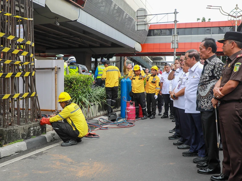 109 Tiang Monorel Mangkrak Akhirnya Dibongkar, Pekerjaan Pukul 23.00 hingga 05.00 WIB