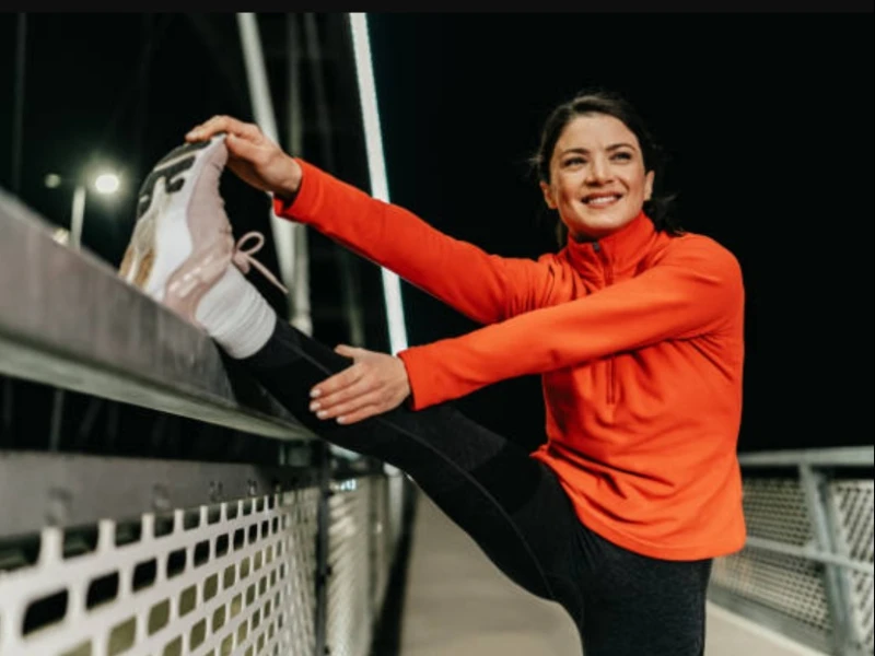 Olahraga Malam Bikin Tidur Lebih Nyenyak? Simak Penjelasan Manfaat dan Risikonya di Sini!