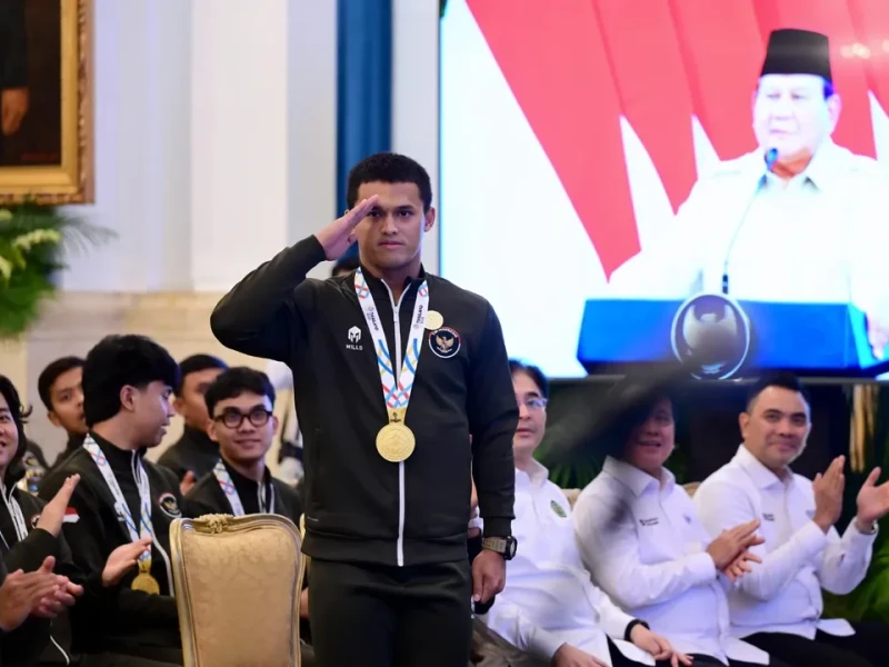 Top! Baru 2 Bulan Jadi TNI, Lifter Rizki Juniansyah Kini Sudah Berpangkat Kapten