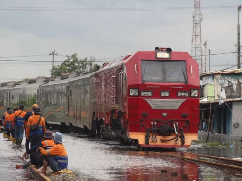 Banjir Pekalongan, 23 Perjalanan Kereta Api Dibatalkan