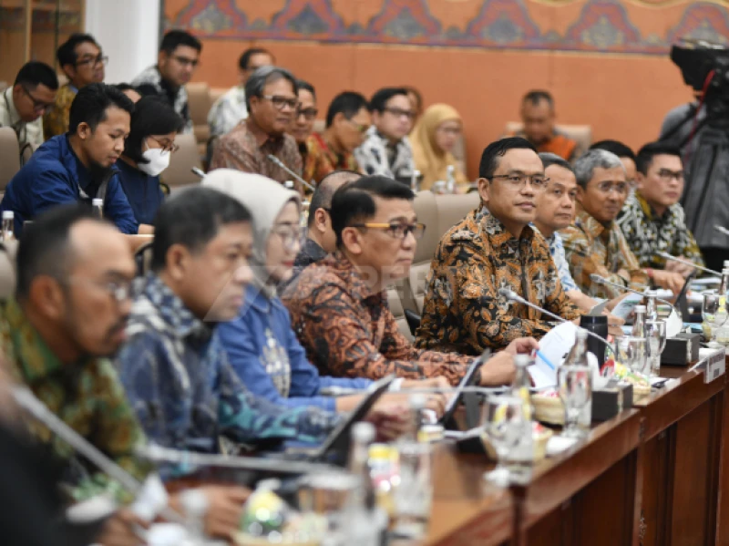 Pertamina Setor Rp262 Triliun ke Negara hingga September, Simon: Terbesar dari Semua BUMN