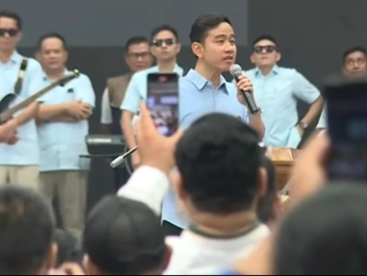 Gibran Paparkan Program Unggulan, Ada Dana Abadi Pesantren hingga Kredit Startup Milenial