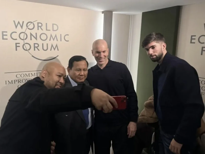 Prabowo Unggah Momen Bertemu dan Diskusi dengan Zidane, Bahas Timnas Indonesia?