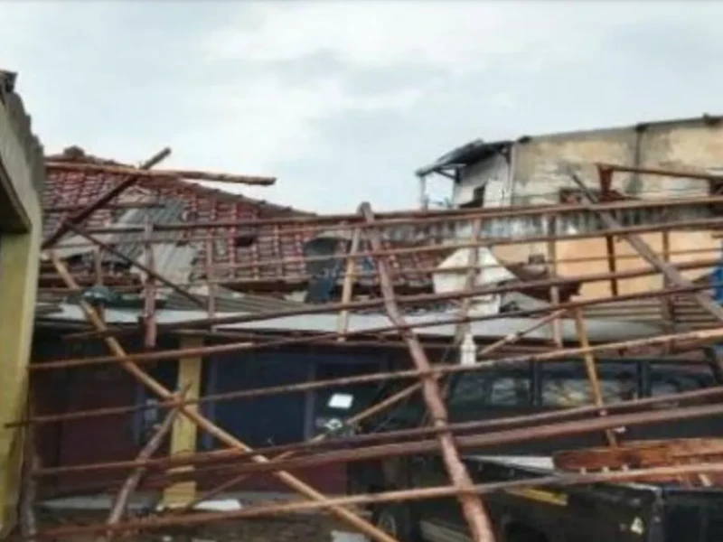 Angin Puting Beliung Terjang Cirebon, 242 Rumah Warga Rusak