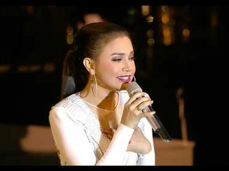 Rossa Somasi Penyebar Rumor Operasi Plastik, Beri Waktu 1x24 Jam untuk Hapus Konten