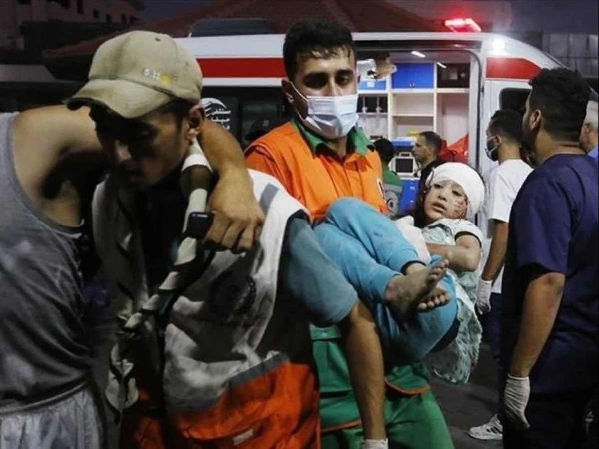 Cari Militan Hamas, Israel Tembaki Ribuan Orang di RS Al-Shifa Gaza!