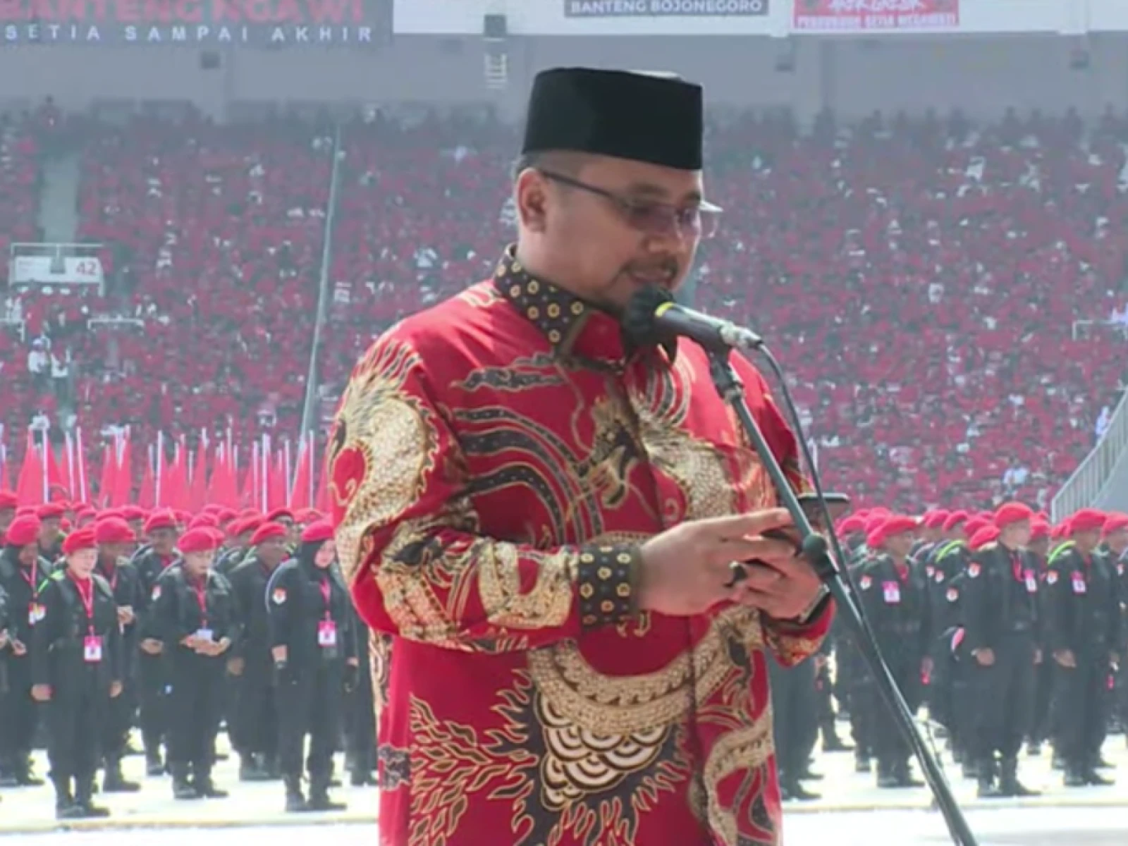 Doa Menggetarkan Gus Men di Puncak Bulan Bung Karno