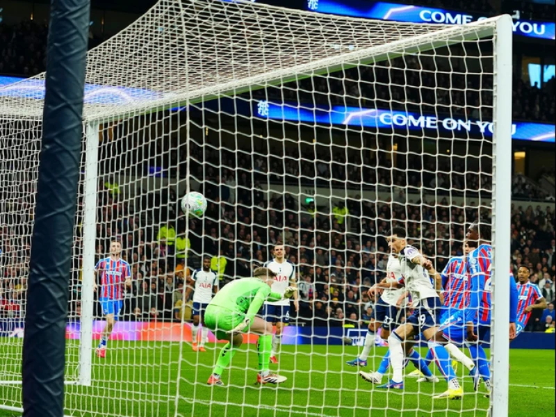 Dihajar Palace 3-1, Tottenham Kian Terpuruk ke Papan Bawah dan Terancam Degradasi