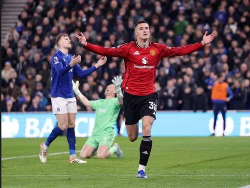 Manchester United Tekuk Everton 1-0, Benjamin Sesko Makin Naik Daun