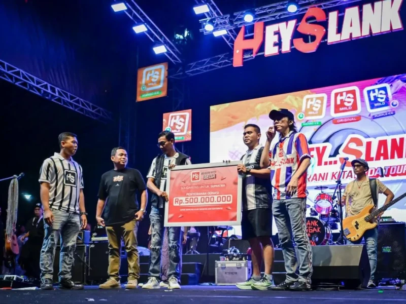 Slank Sumbangkan Hasil Konser dan Lelang Barang Rp500 Juta untuk Korban Bencana Sumatera