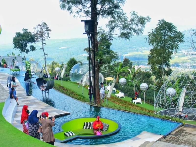 9 Rekomendasi Daerah Tempat Liburan Akhir Tahun Low Budget, Dijamin Tidak Bikin Kantong Jebol