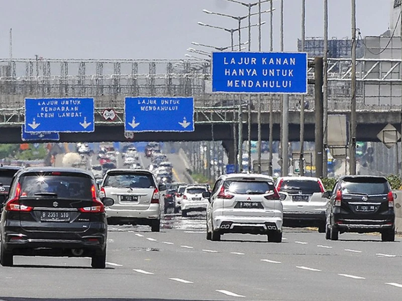 3,6 Juta Kendaraan Diprediksi Mudik Lebaran via Tol, Korlantas Siapkan One Way hingga Contraflow
