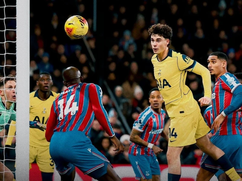 Dramatis! Tottenham Kalahkan Crystal Palace 1-0 Berkat Sundulan Archie Gray di Pekan Ke-18 Liga Inggris