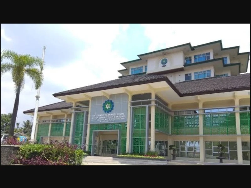 Keren! UIN Bandung Kukuhkan Diri Jadi Top 5 Kampus Hukum Terbaik Nasional Versi THE WUR 2026