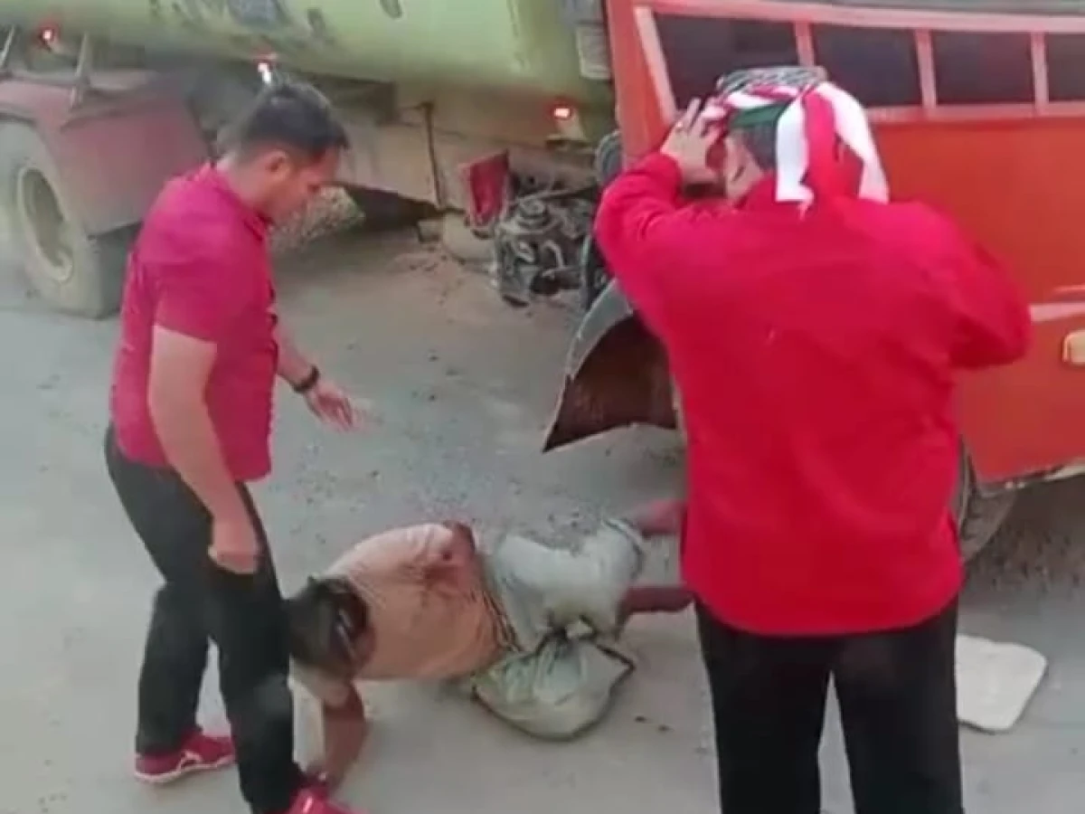 Arogan, Ajudan Bupati Kubar Aniaya Sopir Truk Sawit Hingga Meringis Kesakitan