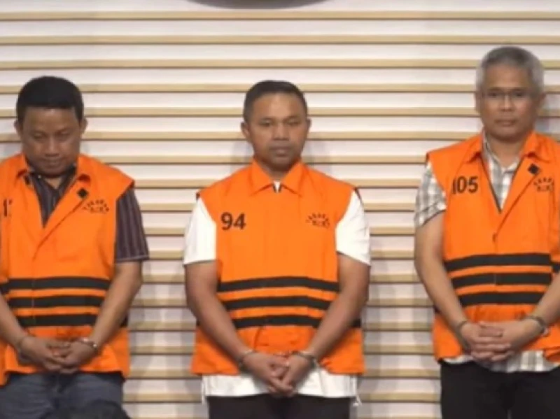 KPK Sita Dokumen dan CCTV dari Rumah Dinas Gubernur Riau Abdul Wahid