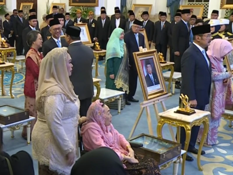 Soeharto, Gus Dur, hingga Marsinah Resmi Dapat Gelar Pahlawan Nasional