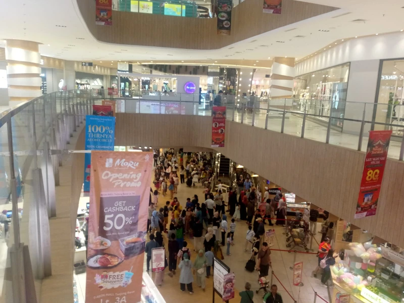 412 Pusat Perbelanjaan Obral Harga, Diskon 80% Jelang Natal hingga Tahun Baru