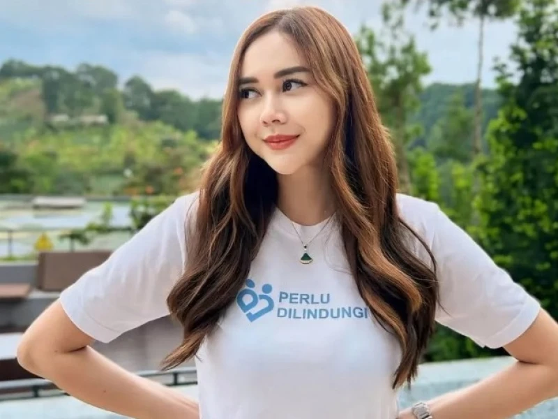 Profil Aura Kasih, Artis Serba Bisa yang Dikaitkan dengan Kasus Korupsi Bank Bjb dan RK