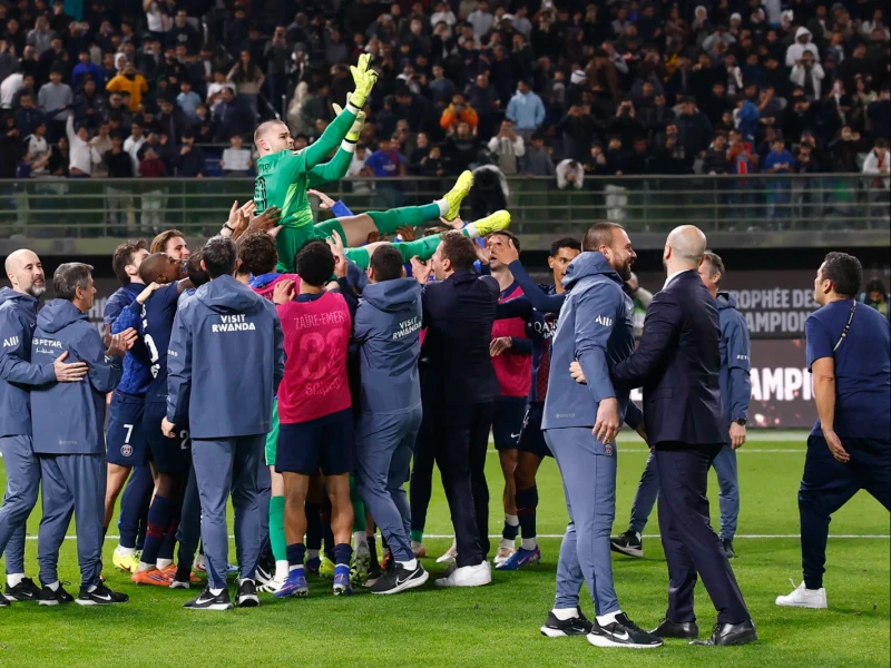 Gol Dramatis di Injury Time, PSG Juara Piala Super Prancis usai Hancurkan Marseille di Adu Penalti