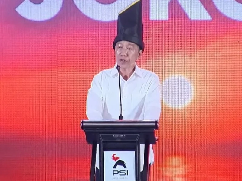Hadiri Rakernas di Makassar, Jokowi Siap Bekerja Mati-matian untuk Kemenangan PSI